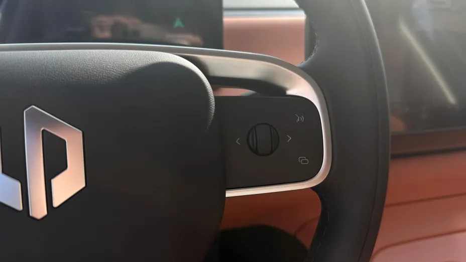 LEAPMOTOR C10 C10 69.9 kWh PRO Design Nowy