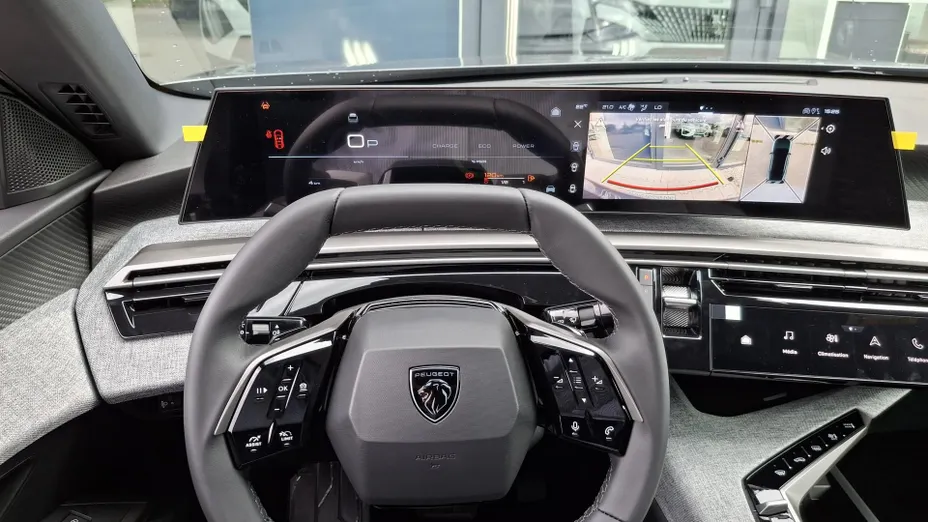 PEUGEOT 3008 3008 1.2 PureTech mHEV Allure e-DCS6 Nowy