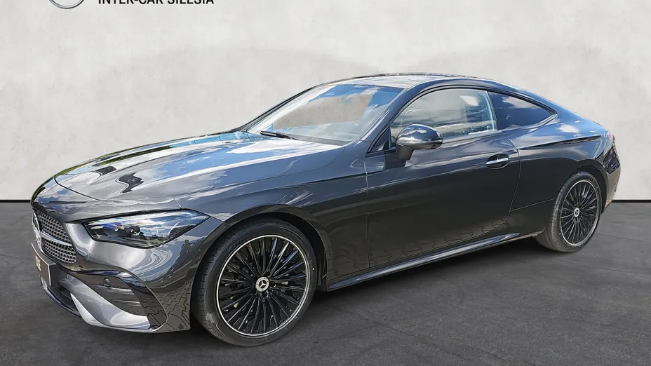 MERCEDES-BENZ CLE CLE 300 mHEV 4-Matic AMG Line Nowy