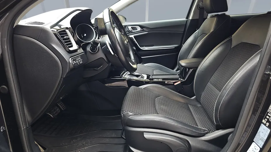 KIA Cee'd Ceed 1.6 CRDi SCR L DCT