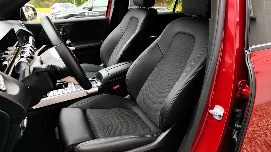 MERCEDES-BENZ GLB GLB 200 mHEV Progressive 7G-DCT