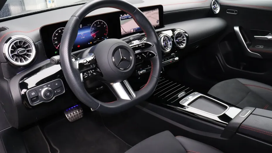 MERCEDES-BENZ CLA CLA 180 mHEV AMG Line 7G-DCT