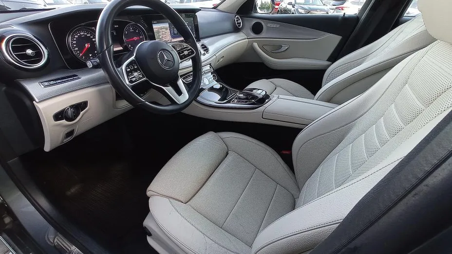 MERCEDES-BENZ E Klasa E 300 d 9G-TRONIC