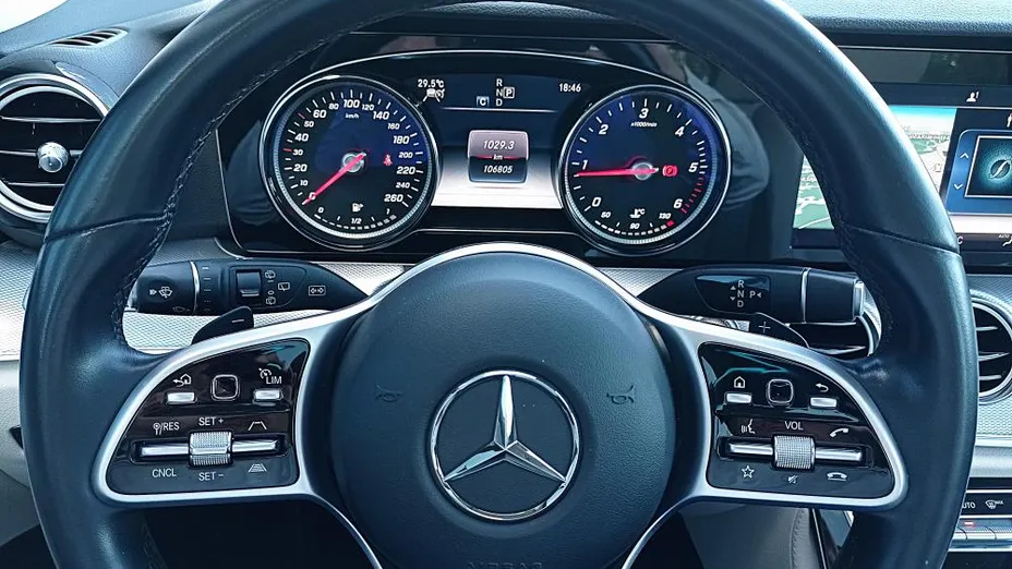 MERCEDES-BENZ E Klasa E 300 d 9G-TRONIC