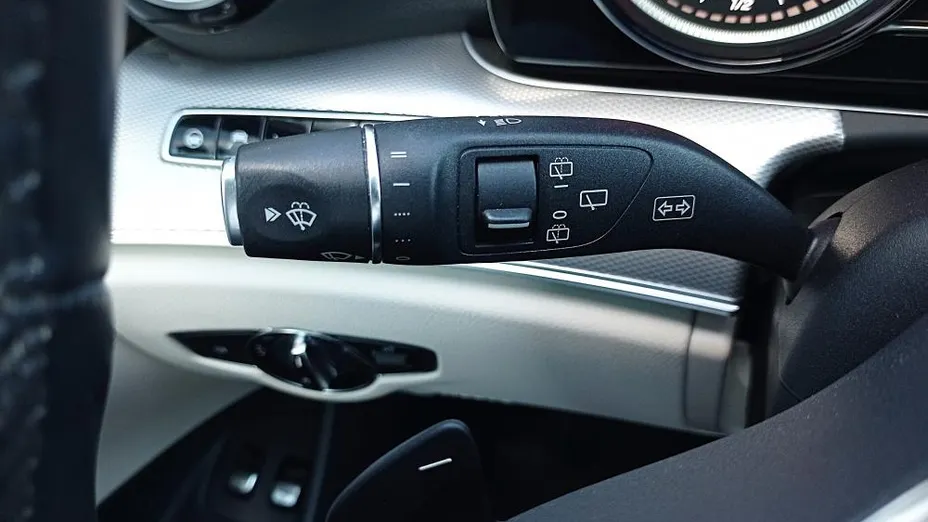 MERCEDES-BENZ E Klasa E 300 d 9G-TRONIC