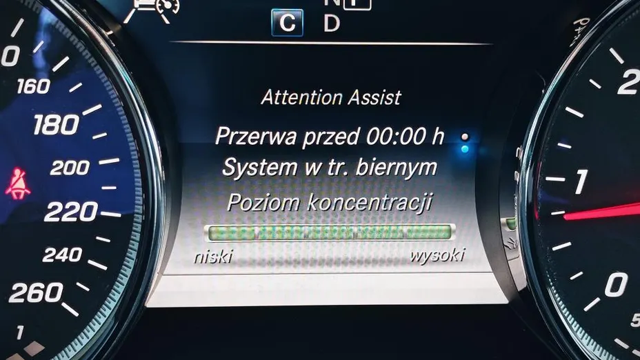 MERCEDES-BENZ E Klasa E 300 d 9G-TRONIC