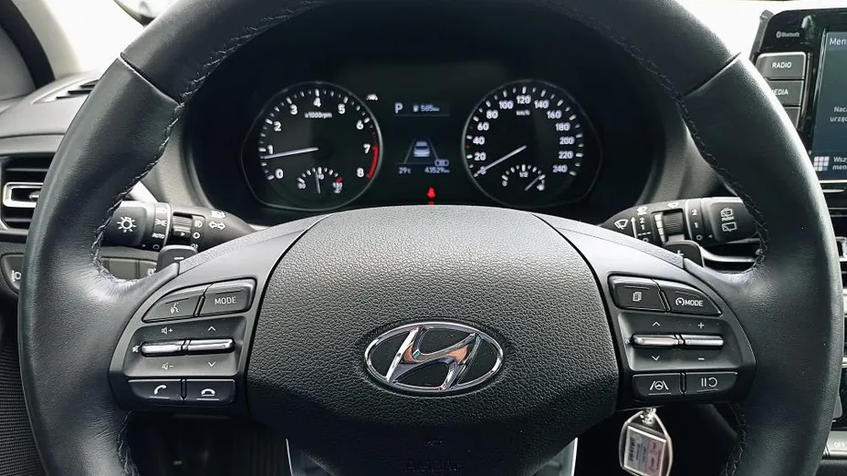 HYUNDAI i30 i30 1.5 T-GDI 48V Smart DCT