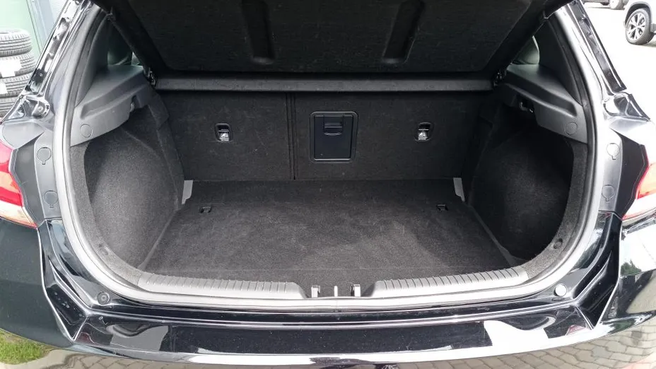 HYUNDAI i30 i30 1.5 T-GDI 48V Smart DCT