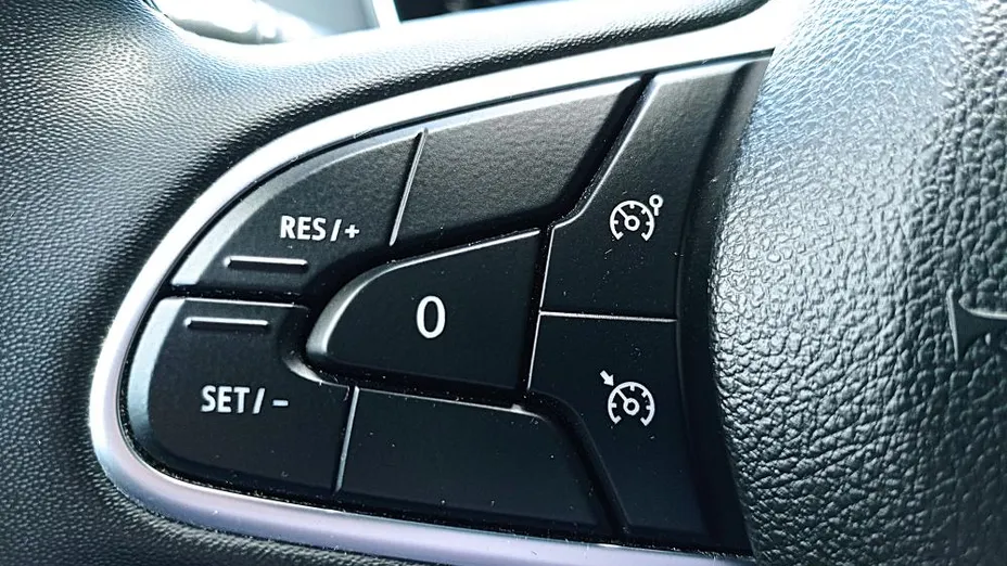 RENAULT Megane Megane 1.3 TCe FAP Intens