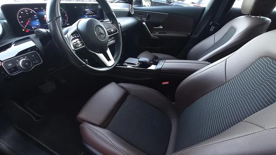 MERCEDES-BENZ CLA CLA 220 d Progressive 8G-DCT