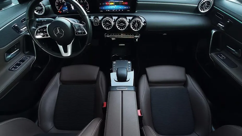 MERCEDES-BENZ CLA CLA 220 d Progressive 8G-DCT