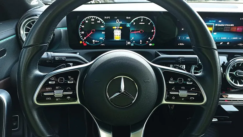 MERCEDES-BENZ CLA CLA 220 d Progressive 8G-DCT