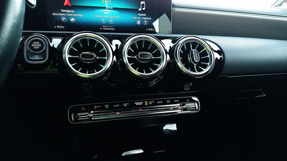 MERCEDES-BENZ CLA CLA 220 d Progressive 8G-DCT