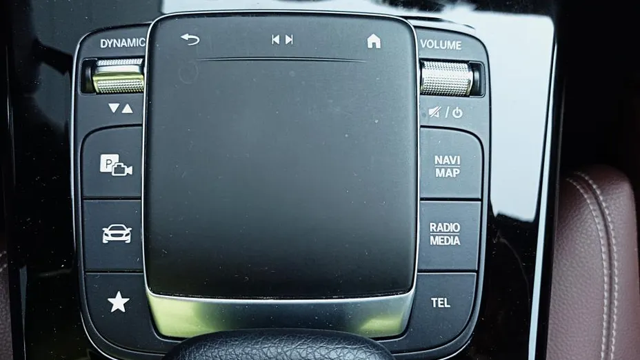 MERCEDES-BENZ CLA CLA 220 d Progressive 8G-DCT