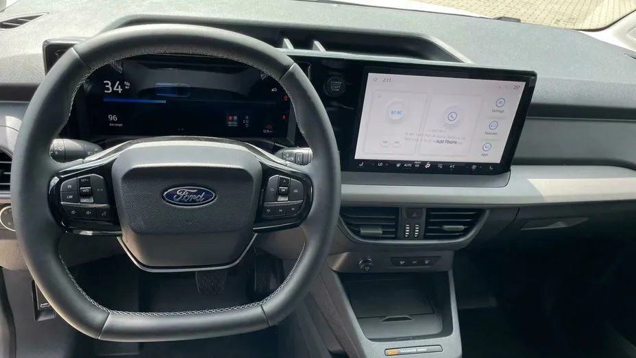 FORD Transit Courier Transit Courier EV Trend Nowy