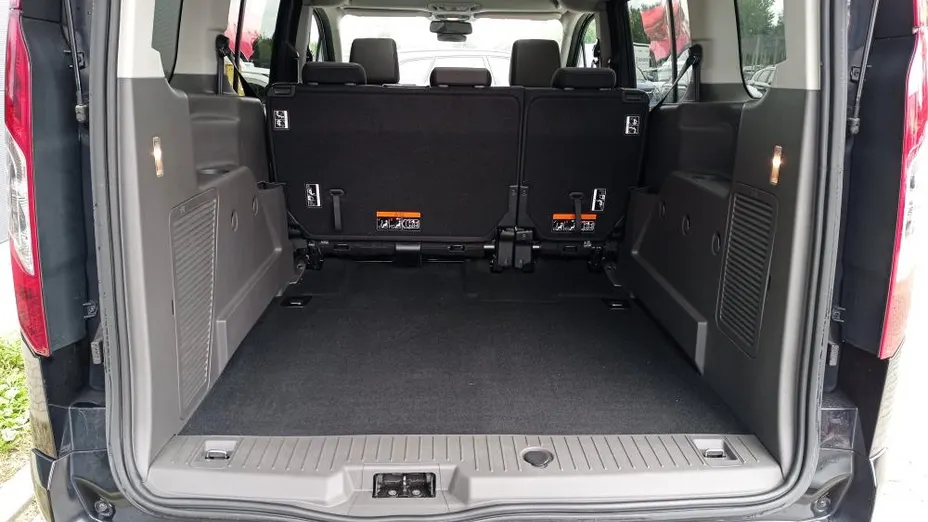 FORD Tourneo Connect Tourneo Connect 1.5 EcoBlue Titanium PowerShift