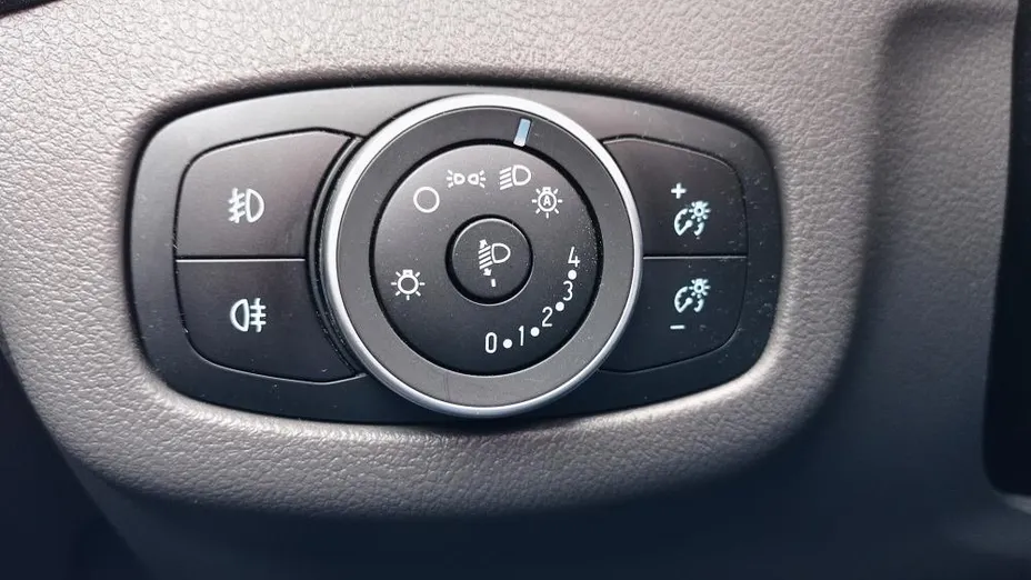 FORD Tourneo Connect Tourneo Connect 1.5 EcoBlue Titanium PowerShift