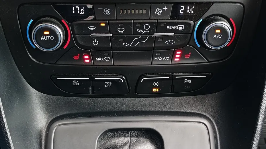 FORD Tourneo Connect Tourneo Connect 1.5 EcoBlue Titanium PowerShift