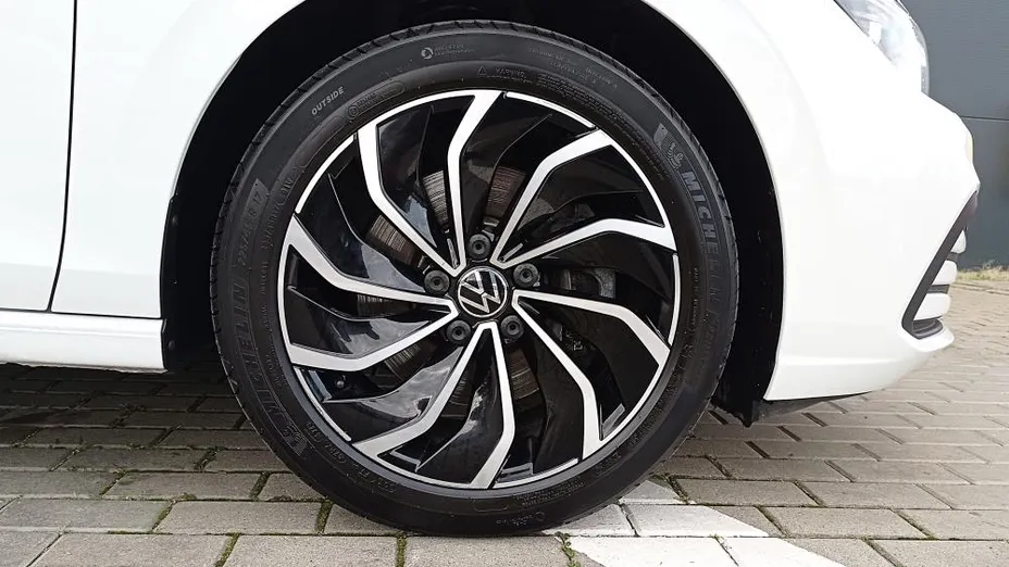 VOLKSWAGEN Golf Golf VIII 2.0 TDI Life