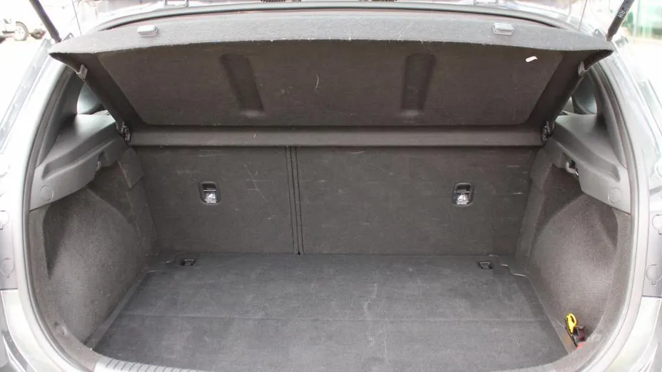 HYUNDAI i30 i30 1.5 DPI Modern