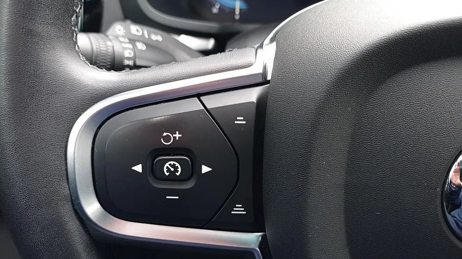 VOLVO V60 V60 B4 D Core aut