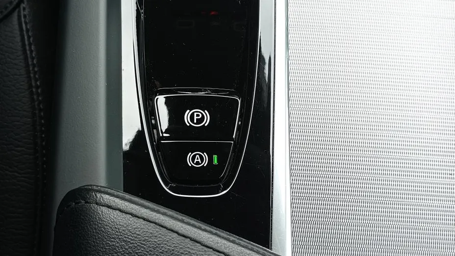 VOLVO V60 V60 B4 D Core aut