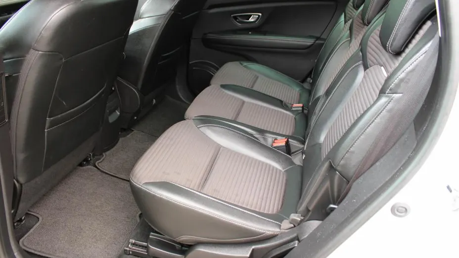 RENAULT Scenic Scenic Gr. 1.7 Blue dCi Zen