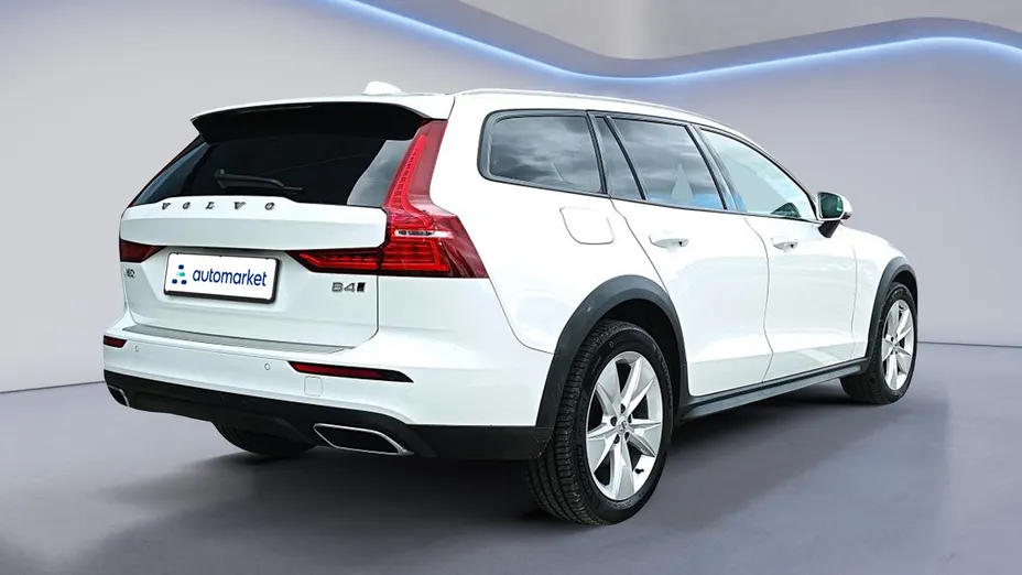 VOLVO V60 V60 CC Core B4 D AWD aut