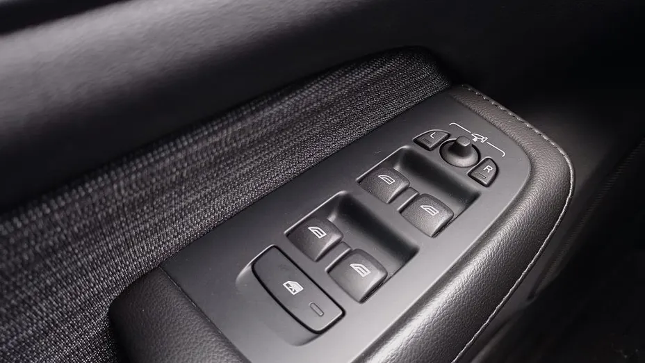 VOLVO V60 V60 CC Core B4 D AWD aut