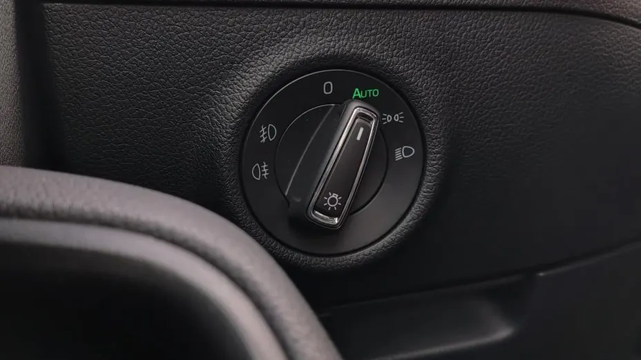 SKODA Superb Superb 2.0 TDI SCR Ambition DSG