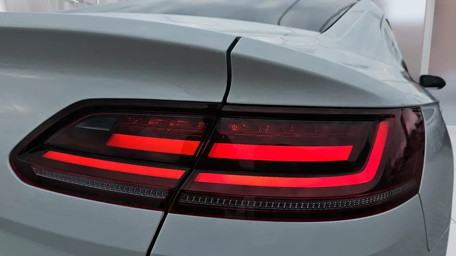 VOLKSWAGEN Arteon Arteon 2.0 TSI Essence DSG