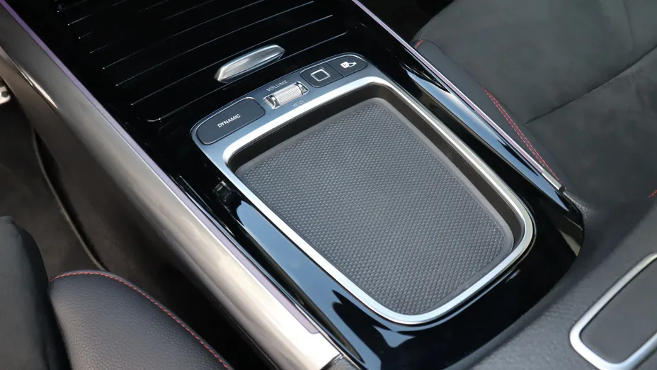 MERCEDES-BENZ GLA GLA 200 mHEV AMG Line 7G-DCT