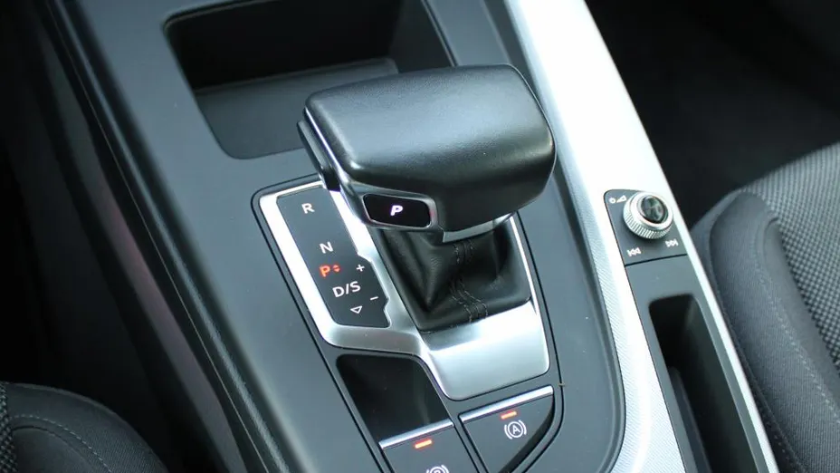 AUDI A4 A4 35 TFSI mHEV S tronic