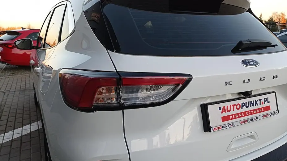 FORD Kuga Kuga 2.5 FHEV FWD Titanium