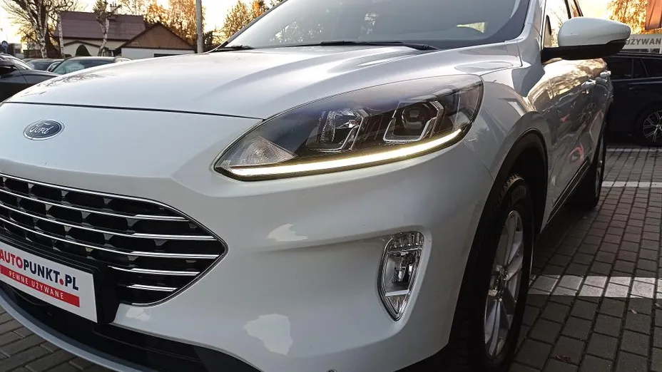 FORD Kuga Kuga 2.5 FHEV FWD Titanium