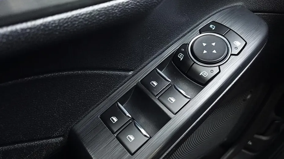 FORD Kuga Kuga 2.5 FHEV FWD Titanium