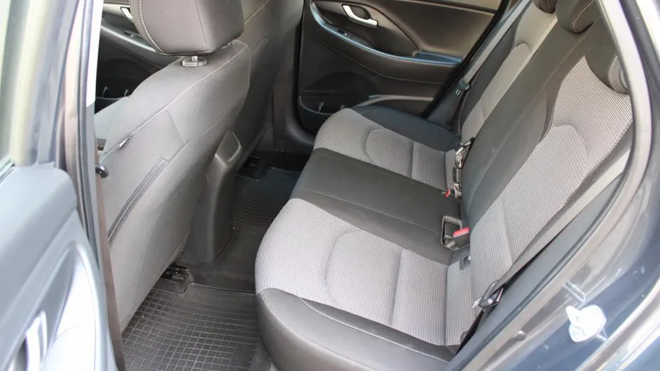 HYUNDAI i30 i30 1.5 DPI Modern