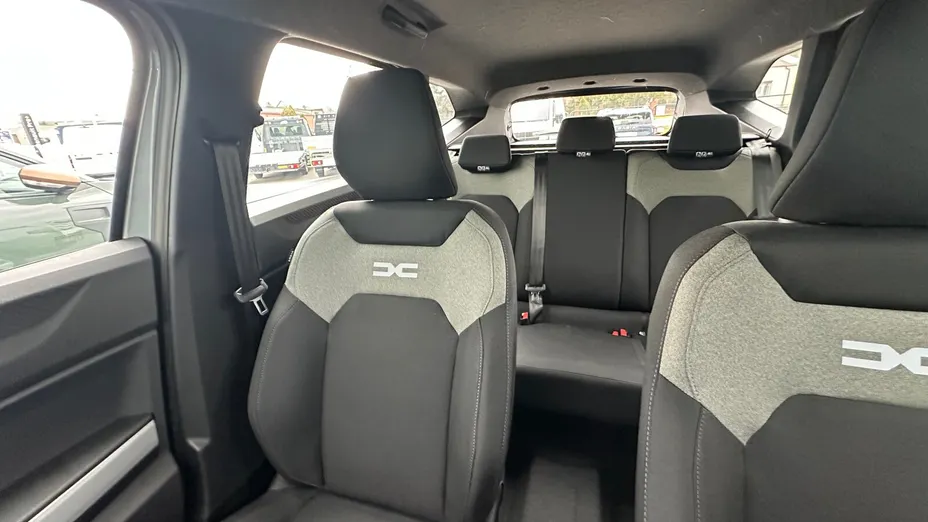 DACIA Bigster Bigster 1.2 TCe mHEV Essential 4x4 Nowy