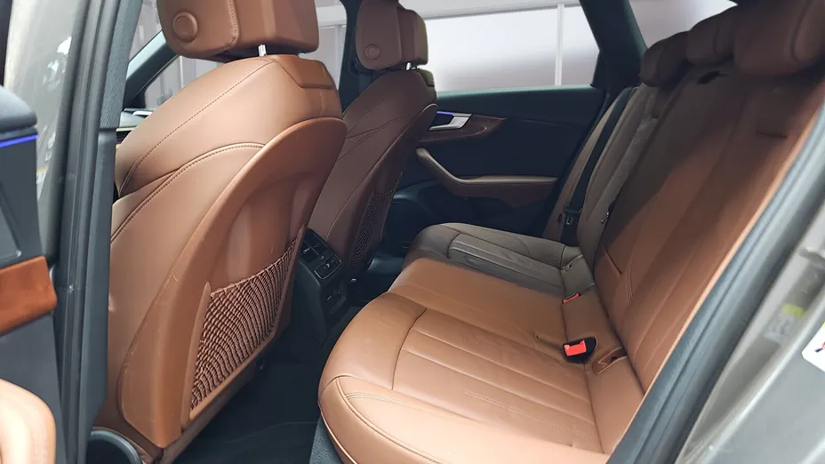 AUDI A4 A4 35 TDI mHEV Advanced S tronic