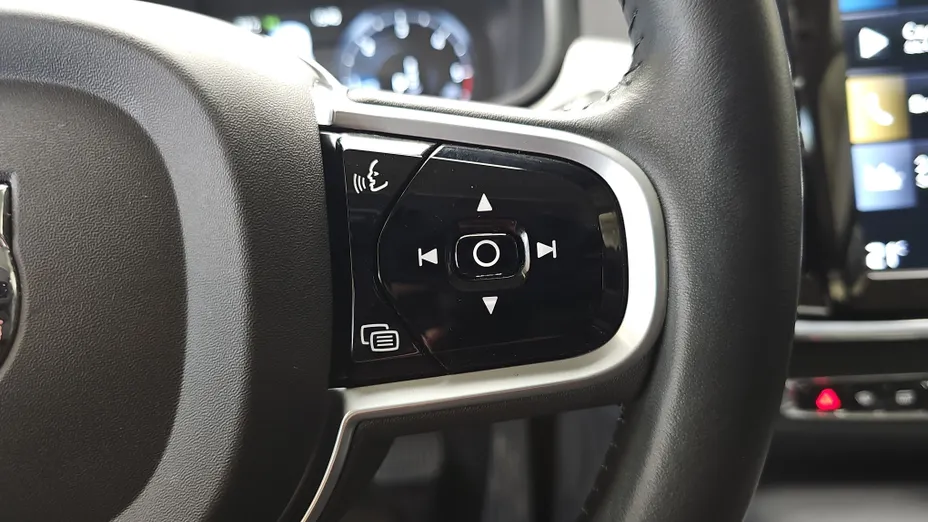 VOLVO V90 V90 B5 D AWD Momentum Pro aut
