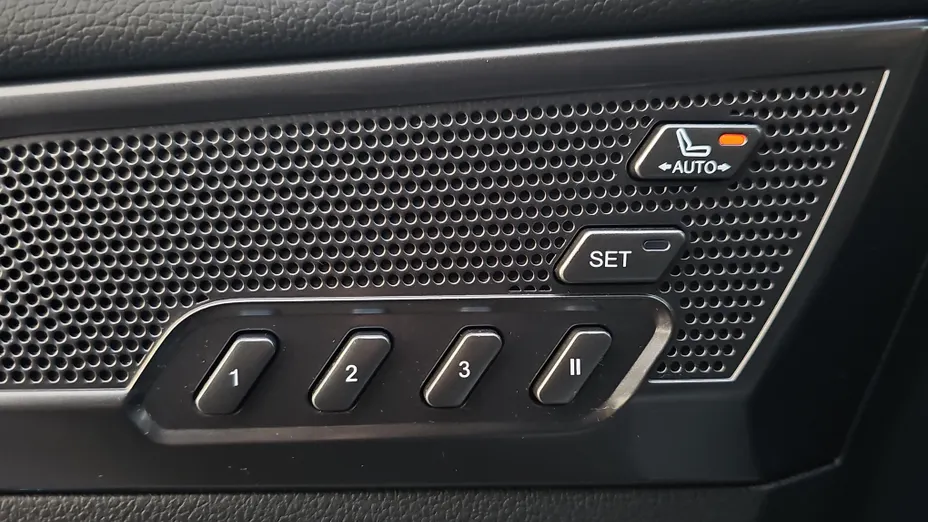 KGM / SSANGYONG Rexton Rexton 2.2 D Black Edition 4WD aut