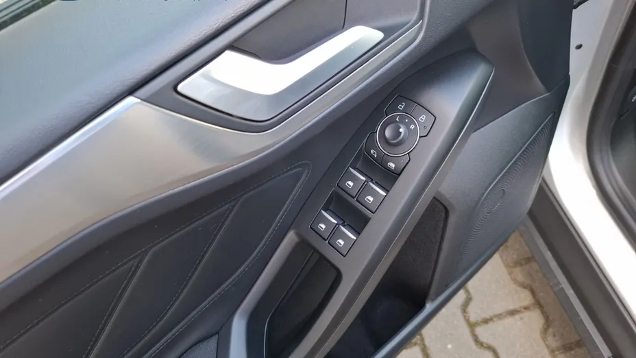 FORD Focus Focus 1.0 EcoBoost mHEV Titanium