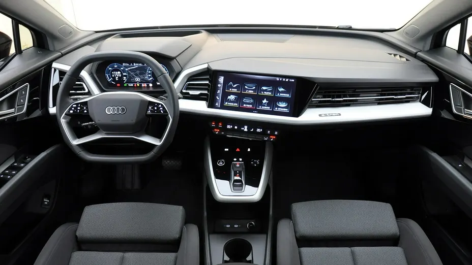 AUDI Q4 Q4 e-tron 40 77kWh Advanced