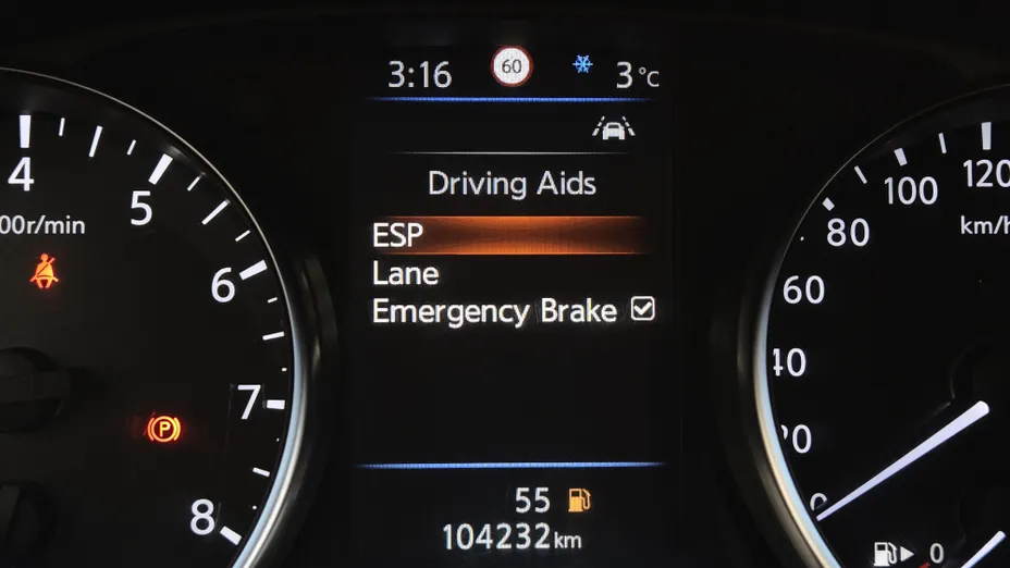 NISSAN Qashqai Qashqai 1.3 DIG-T N-Connecta