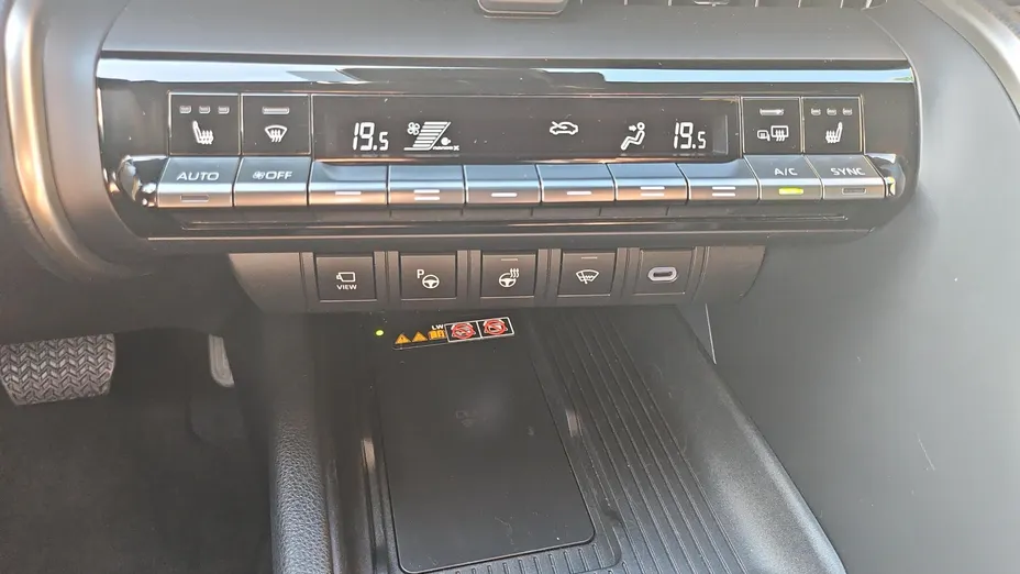 TOYOTA C-HR C-HR 1.8 Hybrid Executive