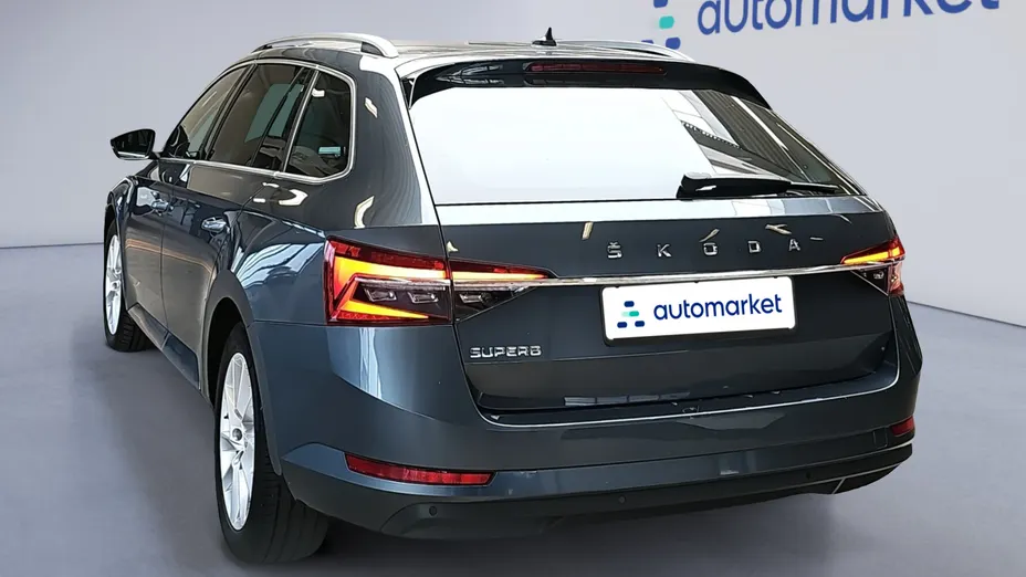 SKODA Superb Superb 2.0 TDI SCR Ambition DSG
