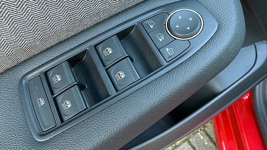 RENAULT Clio Clio 1.0 TCe Techno X-Tronic