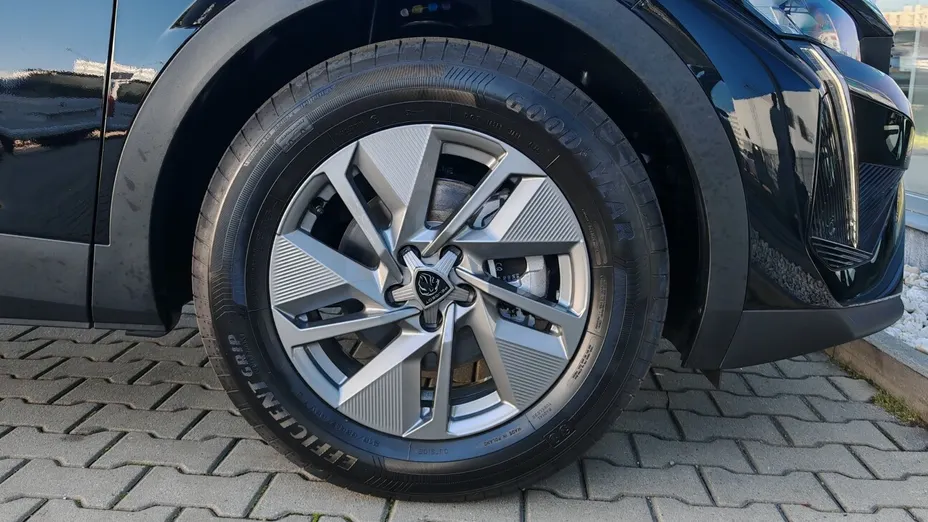 PEUGEOT 408 408 1.2 PureTech mHEV Allure S&S e-DSC6 Nowy