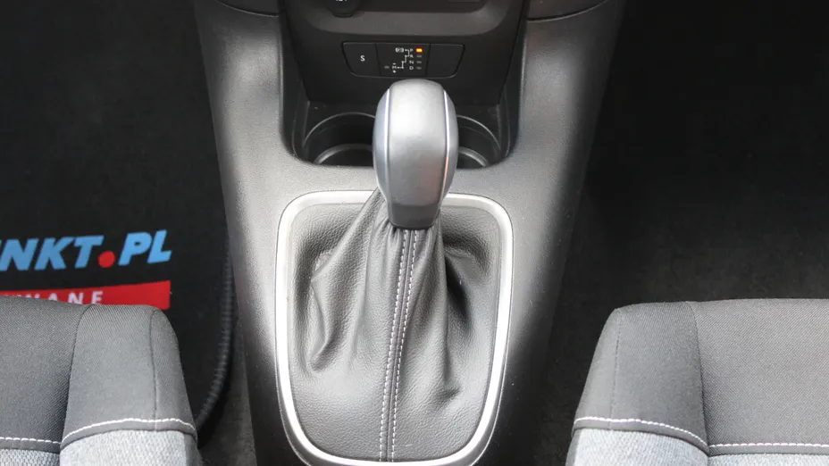 CITROEN C3 C3 1.2 PureTech Shine EAT6