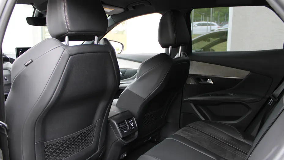 PEUGEOT 3008 3008 1.6 PureTech GT S&S EAT8
